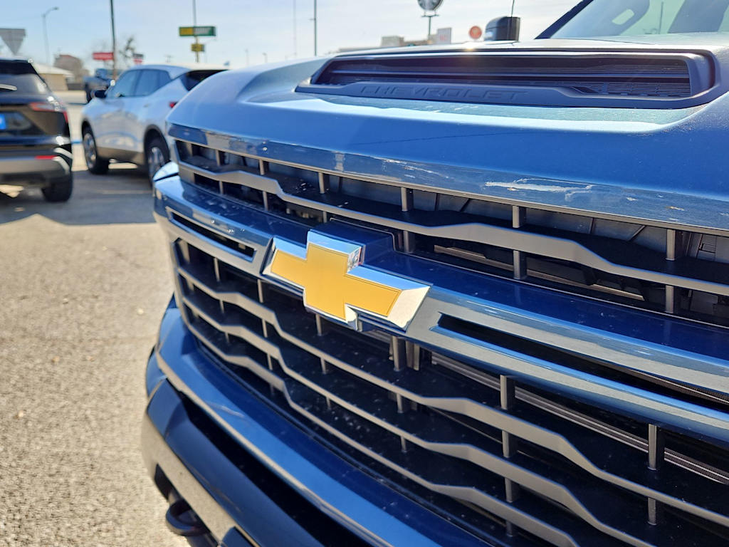 Thumbnail: 2026 Chevrolet Silverado 2500 - 7