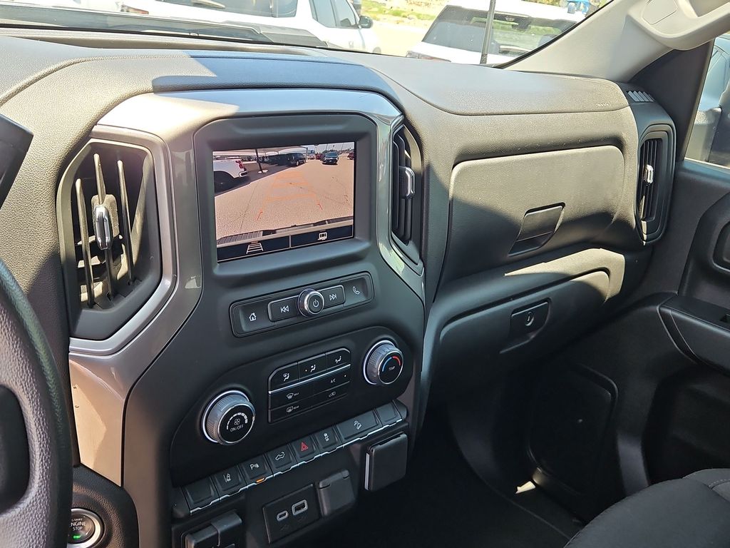 Thumbnail: 2025 Chevrolet Silverado 2500 - 23