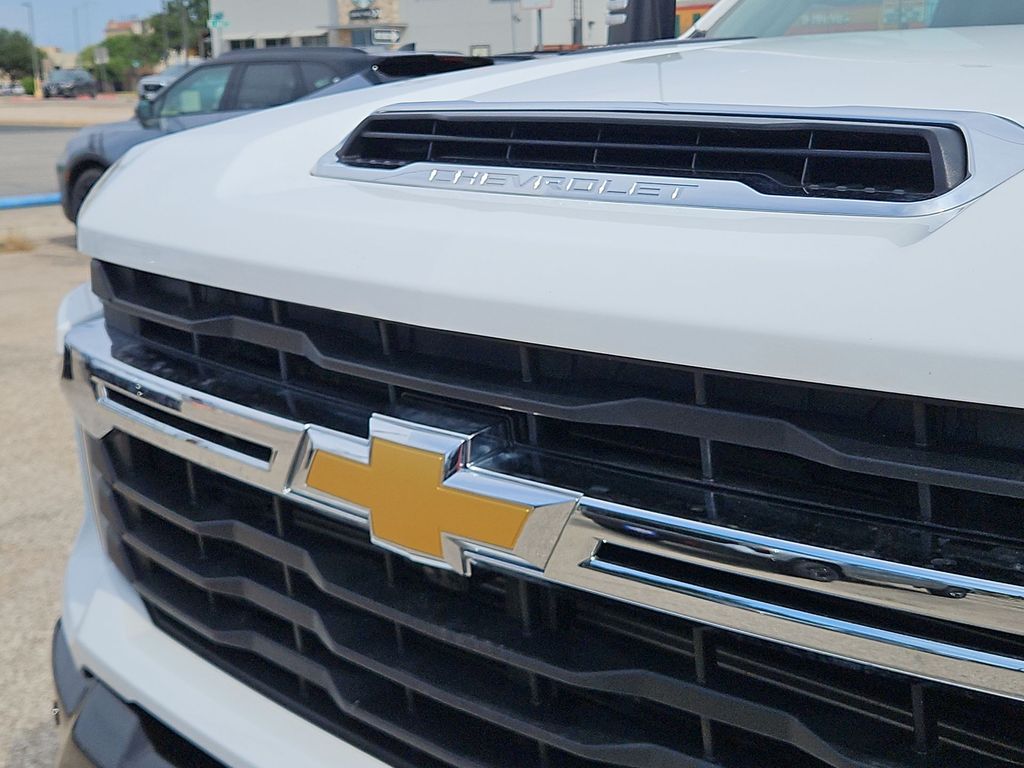 Thumbnail: 2025 Chevrolet Silverado 2500 - 20