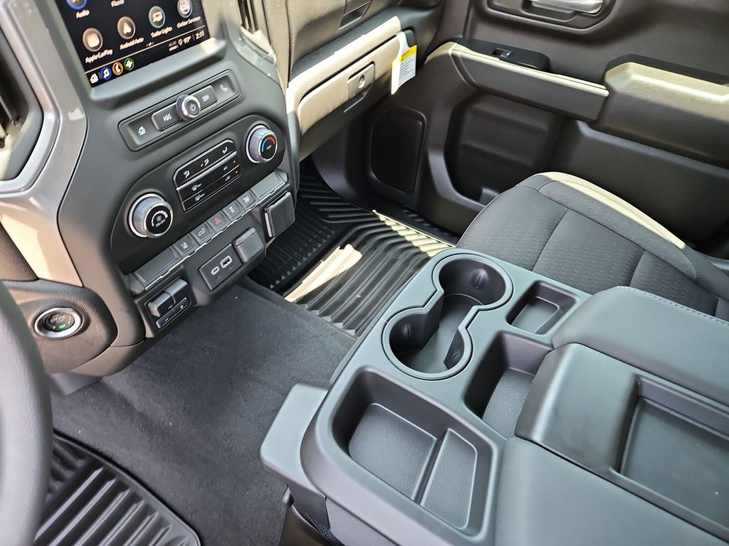 Thumbnail: 2024 Chevrolet Silverado 2500 - 13