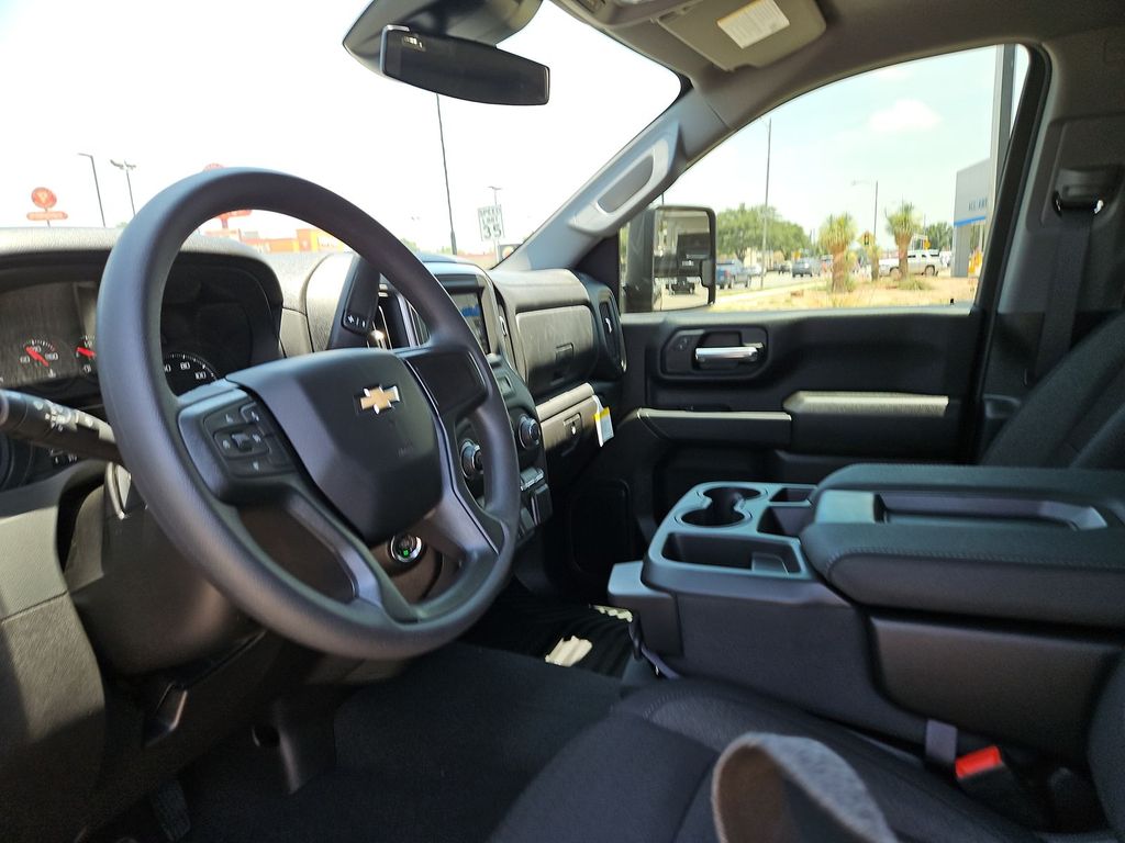 Thumbnail: 2024 Chevrolet Silverado 2500 - 2