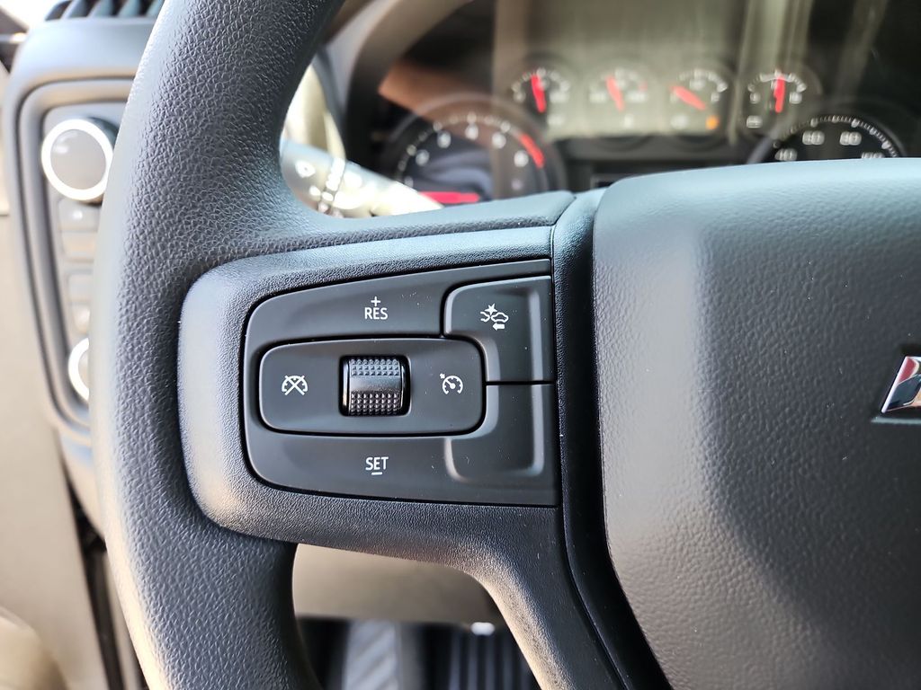 Thumbnail: 2024 Chevrolet Silverado 2500 - 28