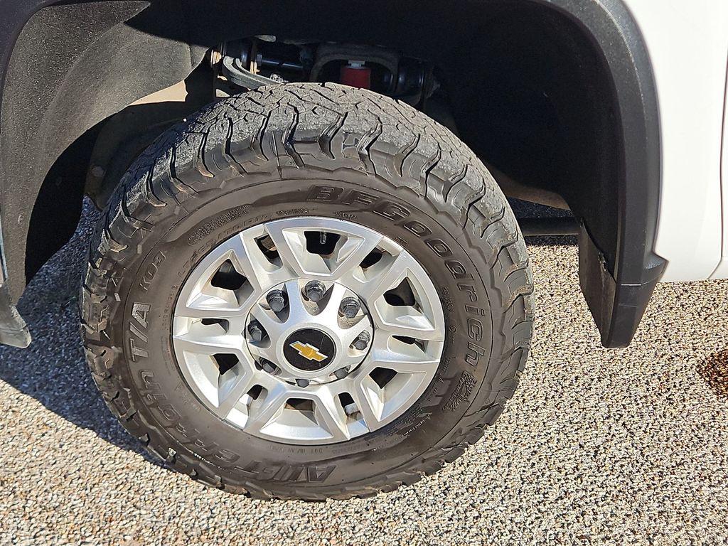 Thumbnail: 2024 Chevrolet Silverado 2500 - 7