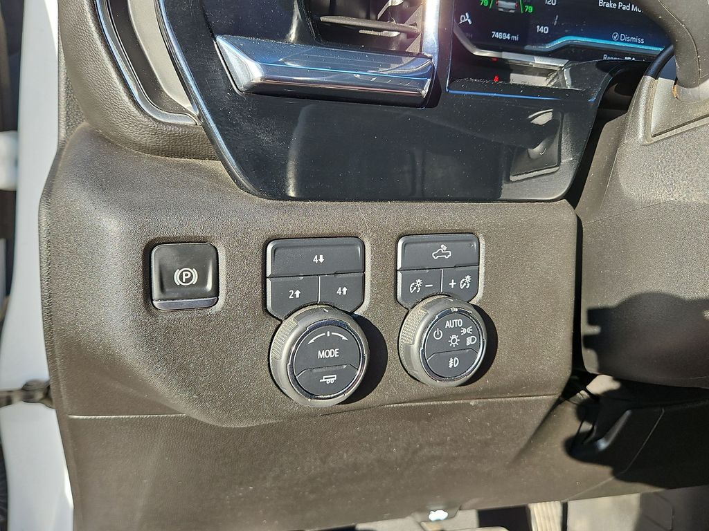 Thumbnail: 2024 Chevrolet Silverado 2500 - 24