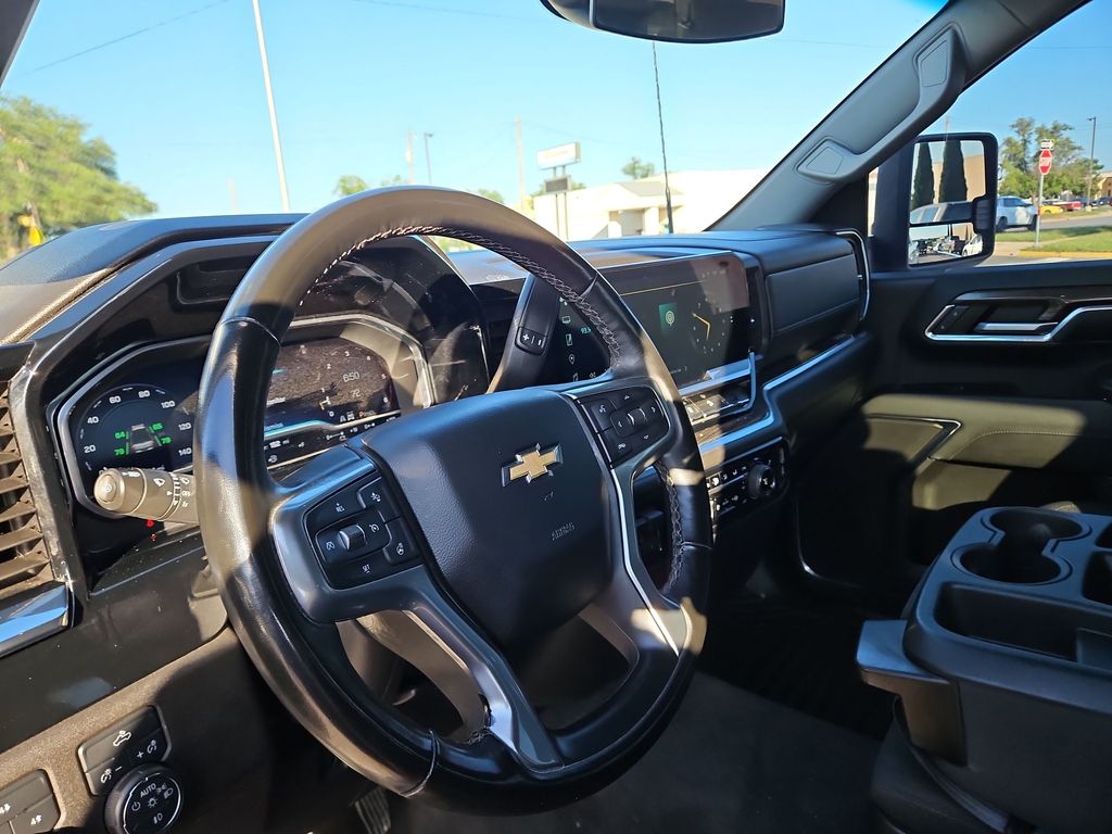 Thumbnail: 2024 Chevrolet Silverado 2500 - 2