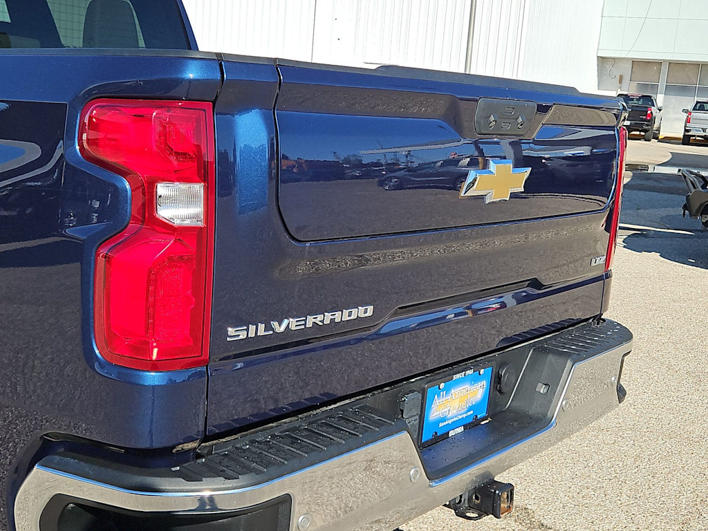 Thumbnail: 2023 Chevrolet Silverado 1500 - 24