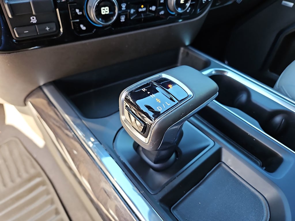 Thumbnail: 2023 Chevrolet Silverado 1500 - 23