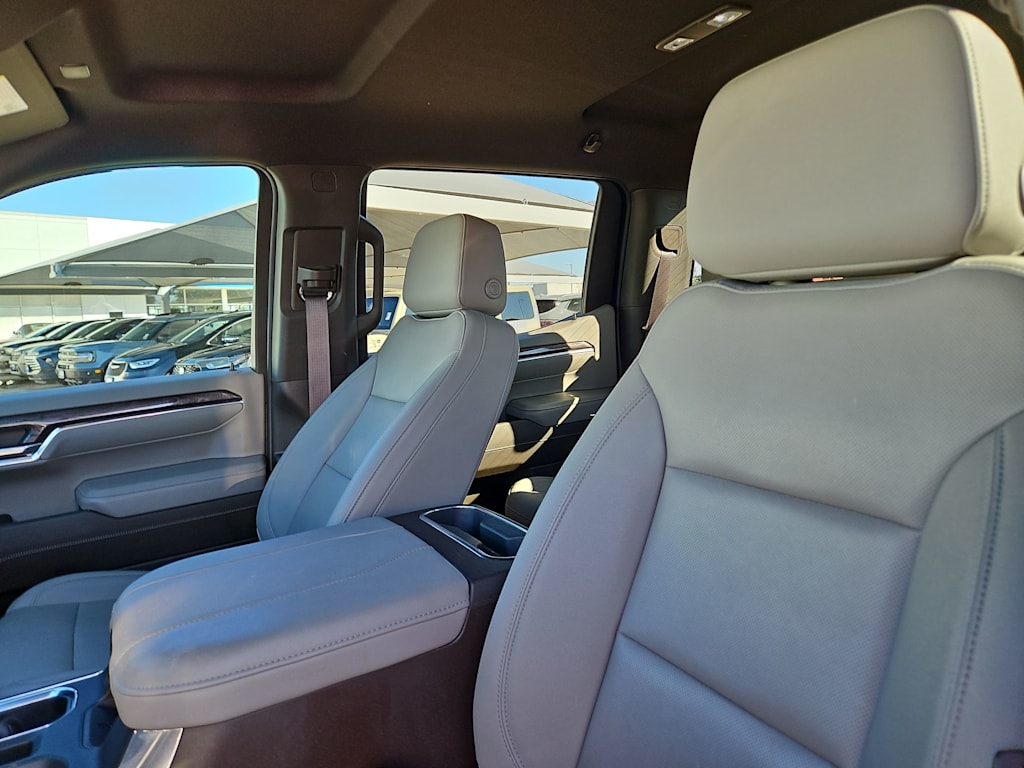 Thumbnail: 2023 Chevrolet Silverado 1500 - 11