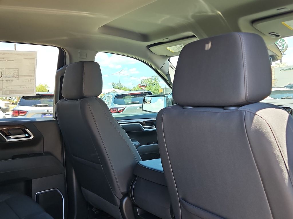 2026 Chevrolet Silverado 1500 LT - Photo 10