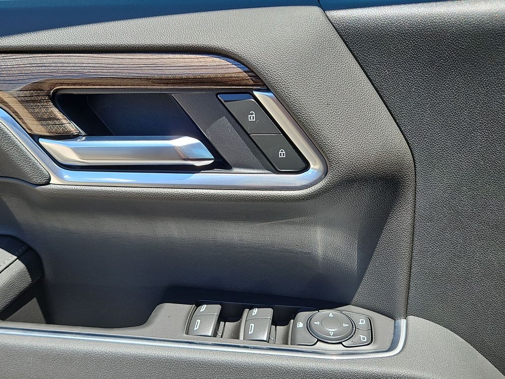 2026 Chevrolet Silverado 1500 LT - Photo 25