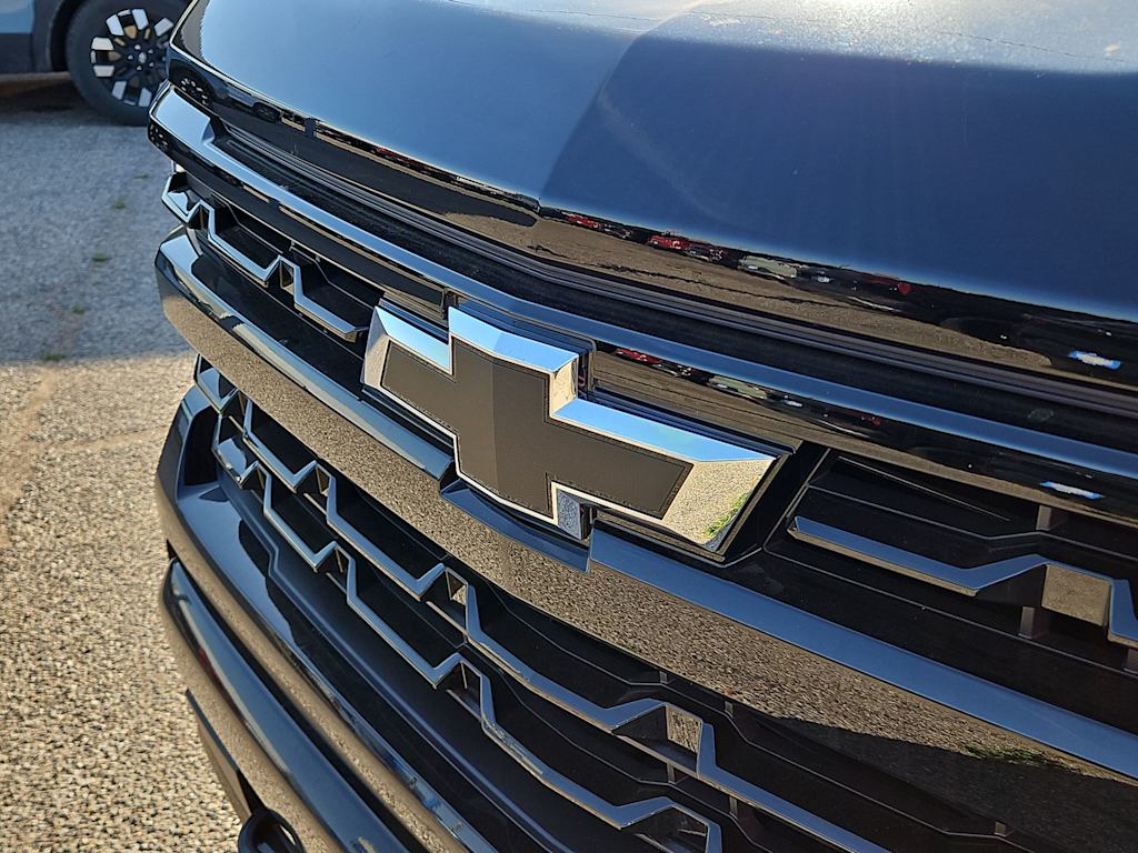 Thumbnail: 2026 Chevrolet Silverado 1500 - 22