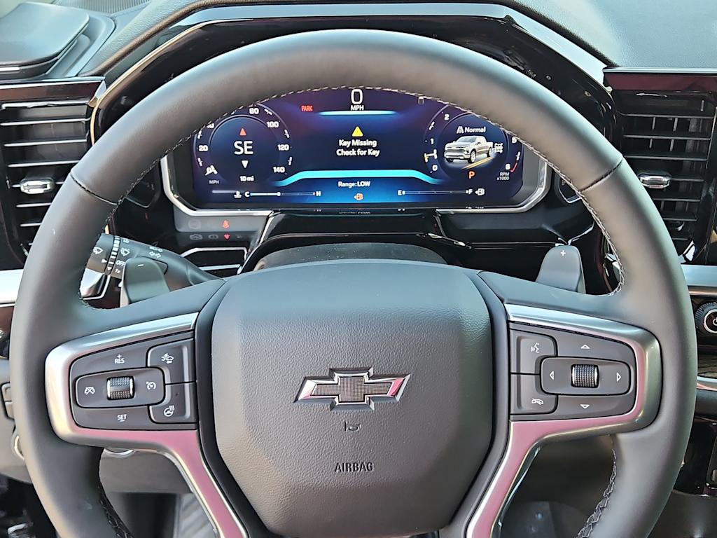 Thumbnail: 2026 Chevrolet Silverado 1500 - 9