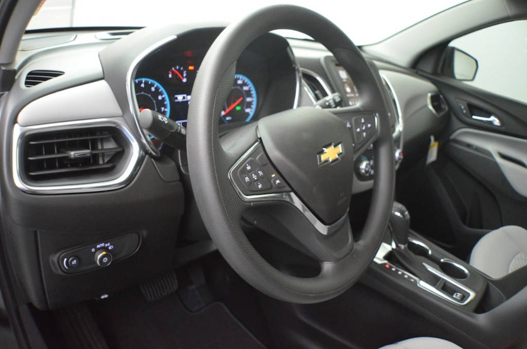 Thumbnail: 2020 Chevrolet Equinox - 11