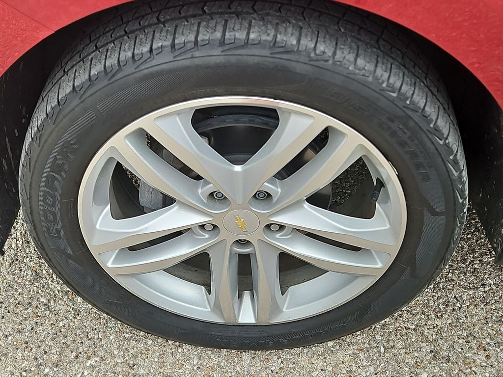 Thumbnail: 2018 Chevrolet Equinox - 8