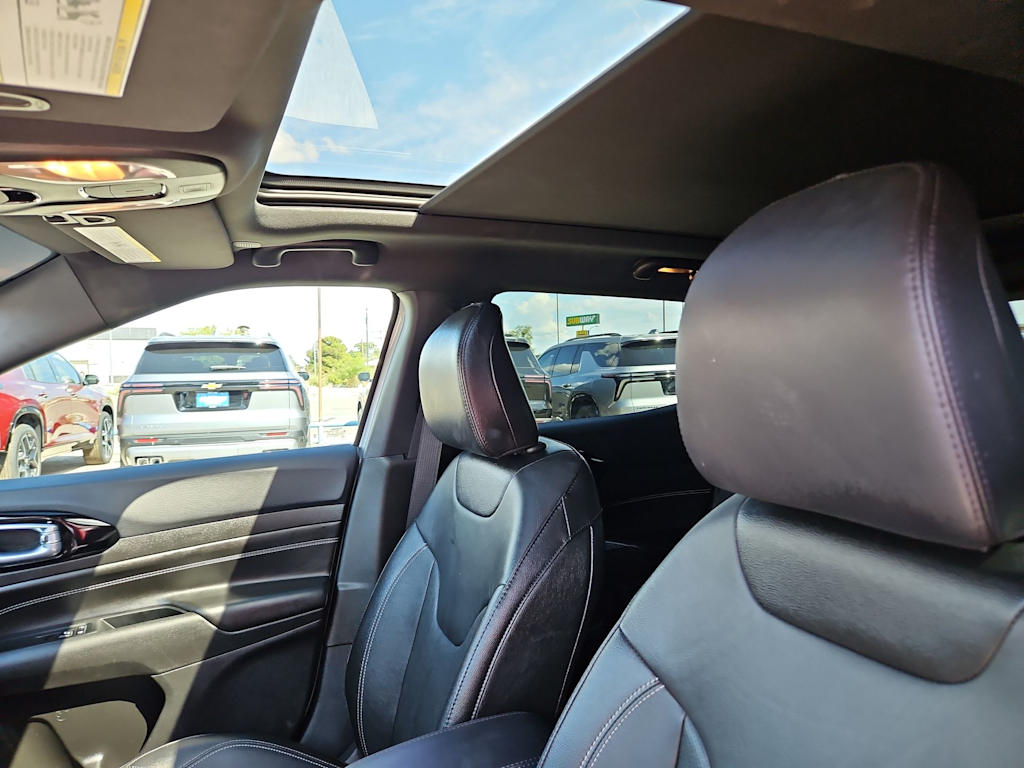 Thumbnail: 2024 Jeep Compass - 24