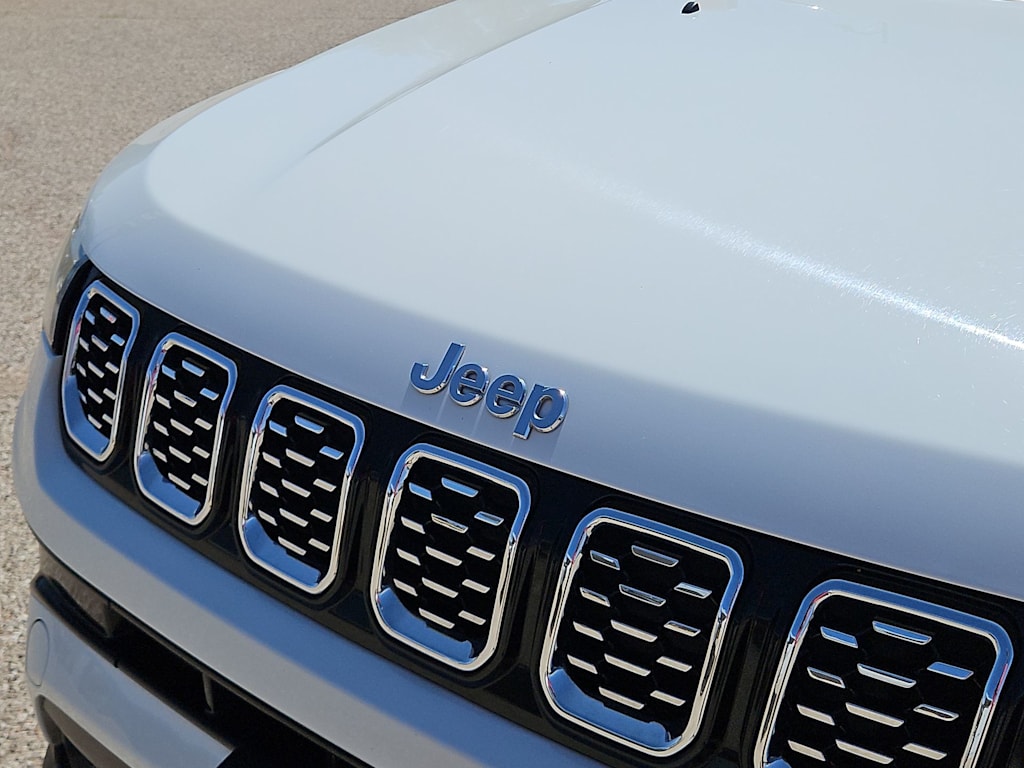 Thumbnail: 2025 Jeep Compass - 21