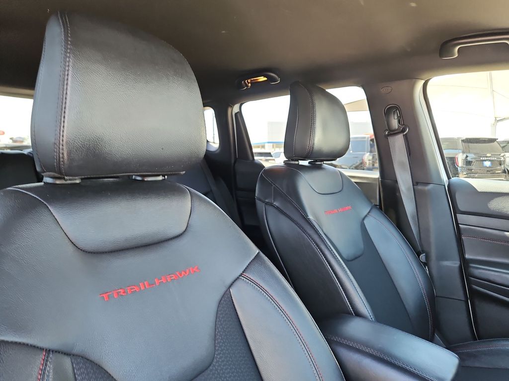 Thumbnail: 2025 Jeep Compass - 11