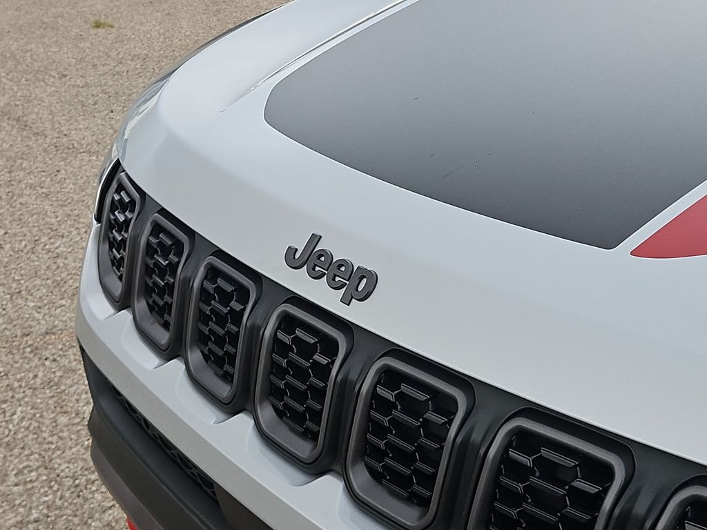 Thumbnail: 2025 Jeep Compass - 19