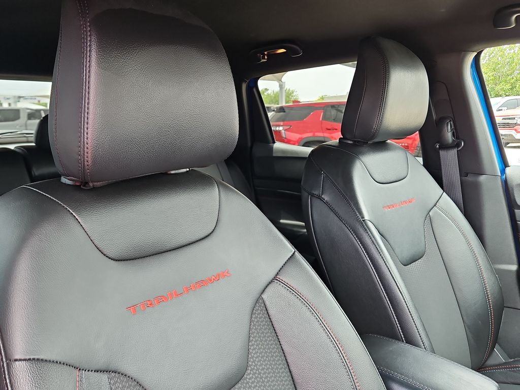 Thumbnail: 2025 Jeep Compass - 23