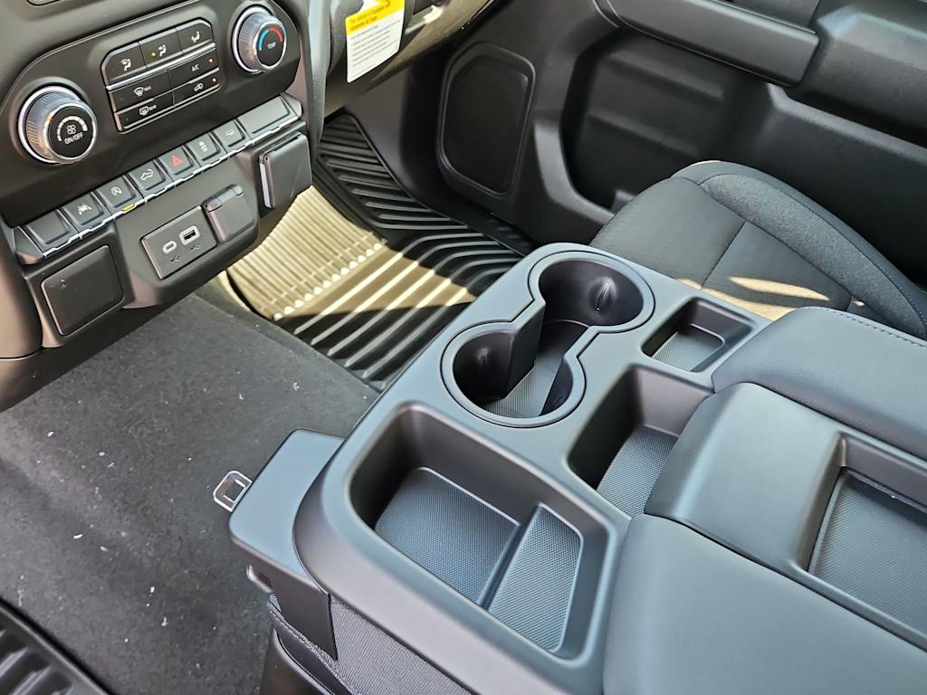 Thumbnail: 2026 Chevrolet Silverado 1500 - 13