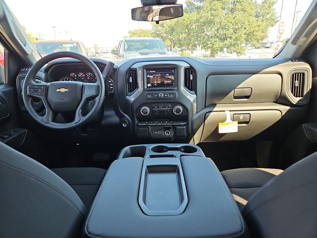 Thumbnail: 2026 Chevrolet Silverado 1500 - 9