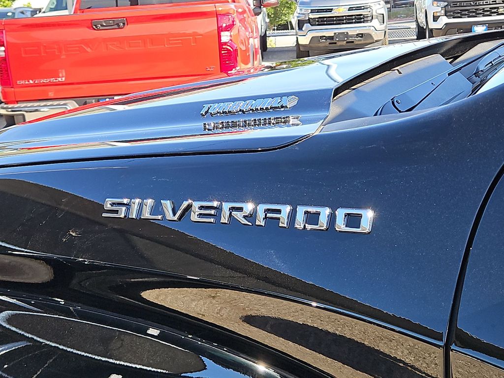 Thumbnail: 2026 Chevrolet Silverado 1500 - 7