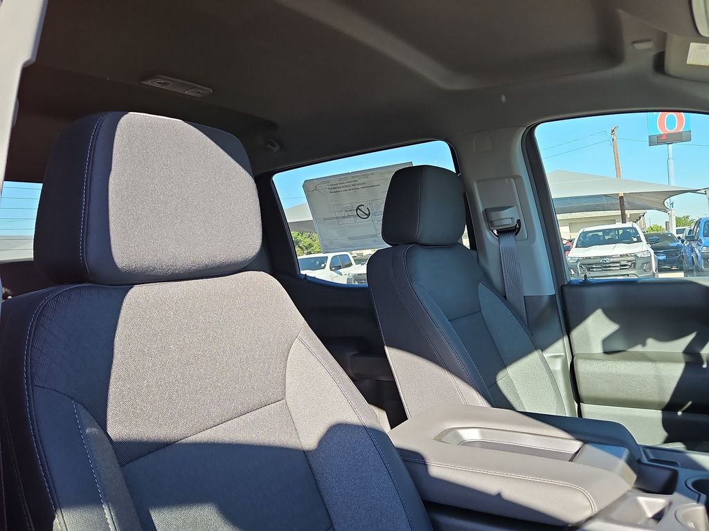 Thumbnail: 2026 Chevrolet Silverado 1500 - 10