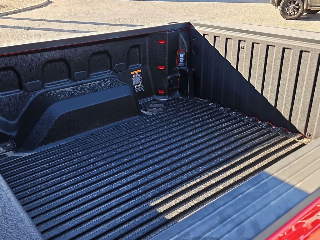 Thumbnail: 2026 Chevrolet Silverado 1500 - 15