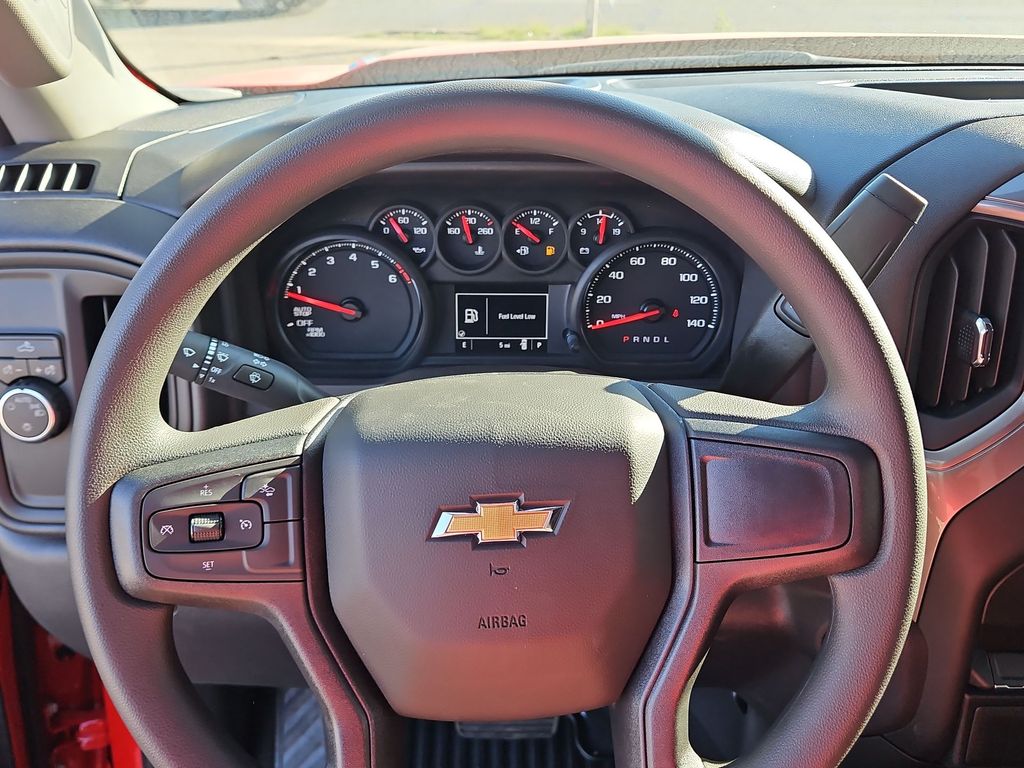 Thumbnail: 2026 Chevrolet Silverado 1500 - 23
