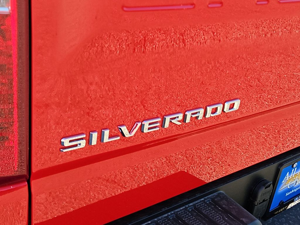 Thumbnail: 2026 Chevrolet Silverado 1500 - 7