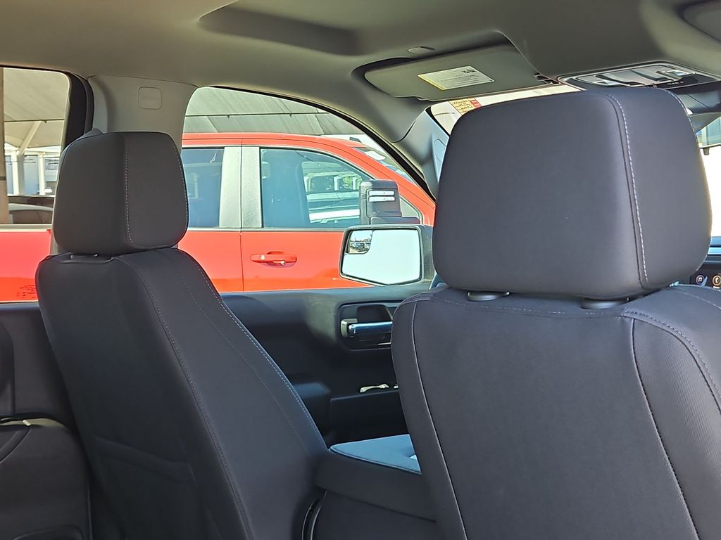 Thumbnail: 2026 Chevrolet Silverado 1500 - 21