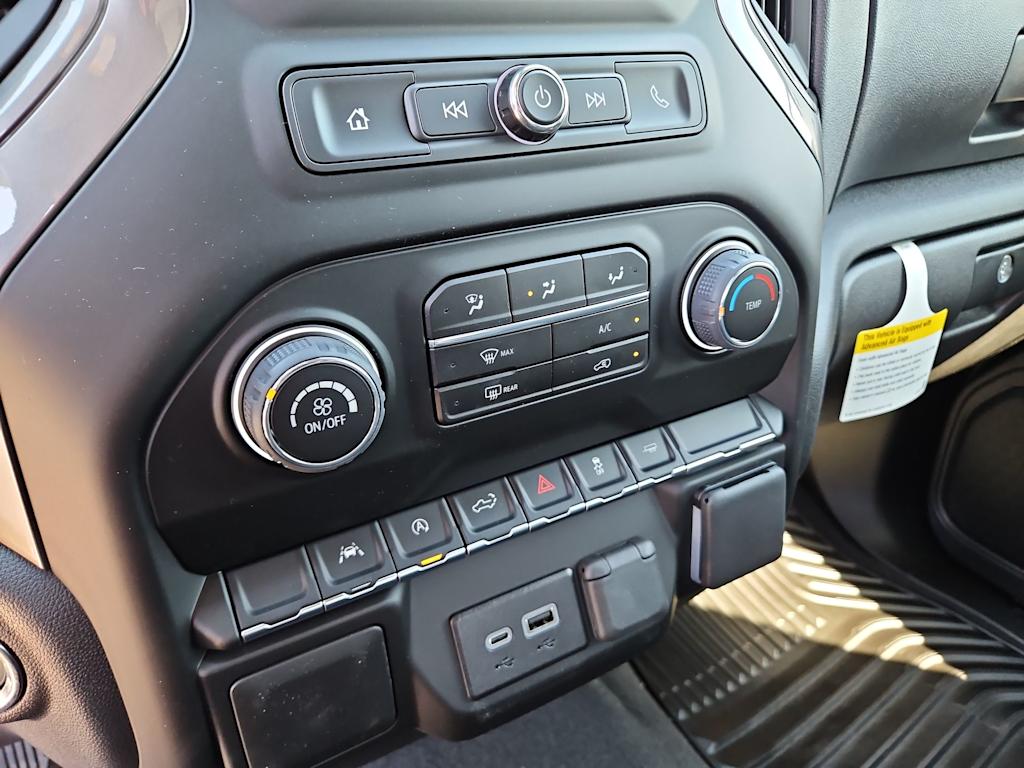 Thumbnail: 2026 Chevrolet Silverado 1500 - 25