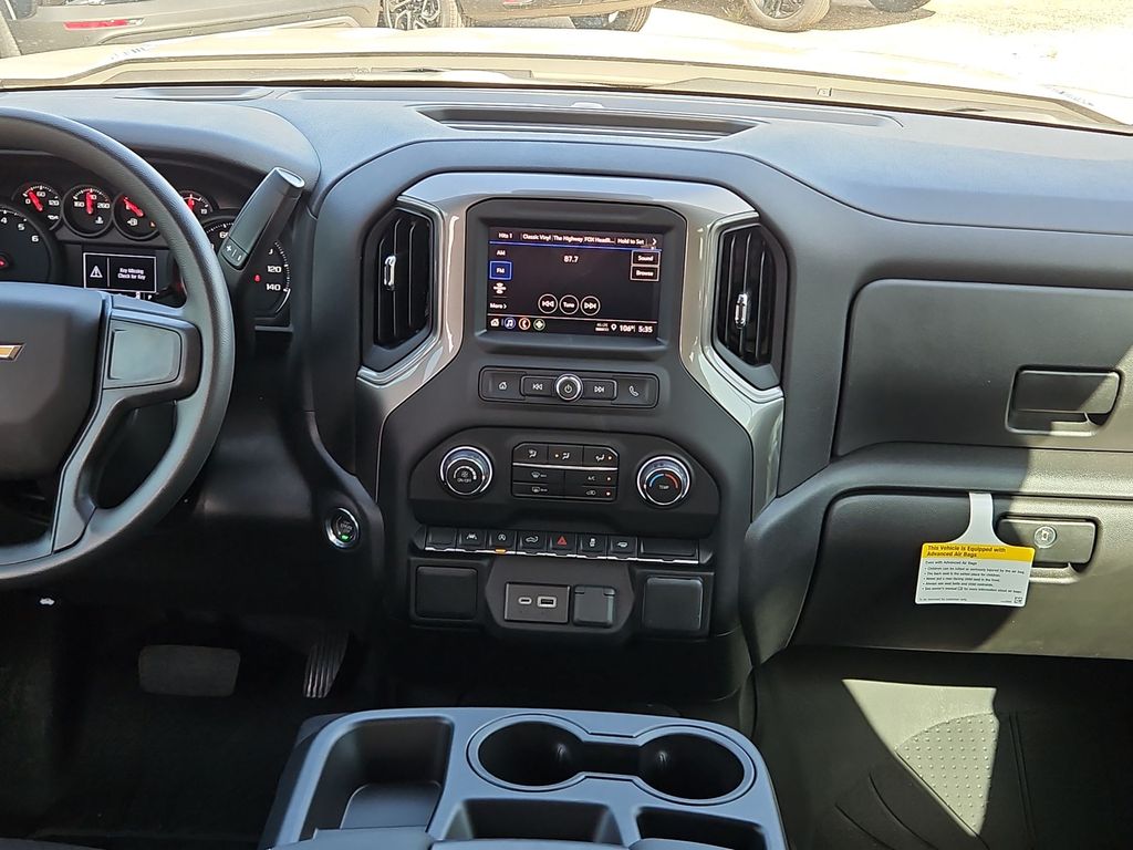 Thumbnail: 2026 Chevrolet Silverado 1500 - 11