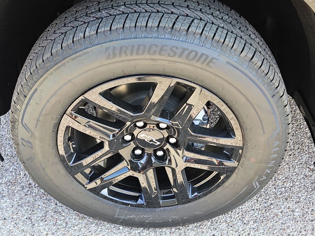 Thumbnail: 2026 Chevrolet Silverado 1500 - 8