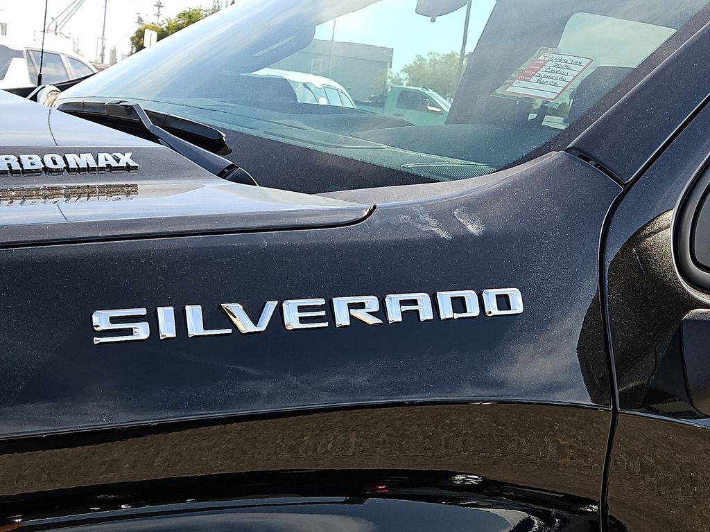 Thumbnail: 2026 Chevrolet Silverado 1500 - 7
