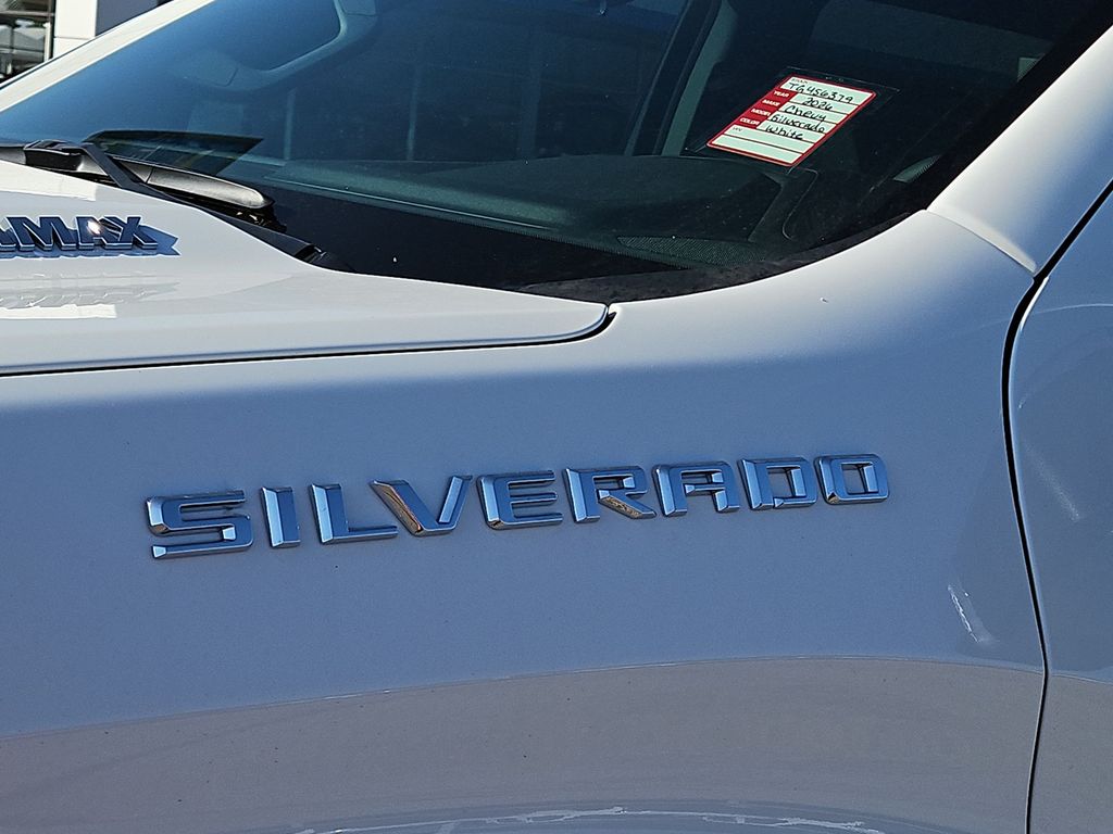 Thumbnail: 2026 Chevrolet Silverado 1500 - 7