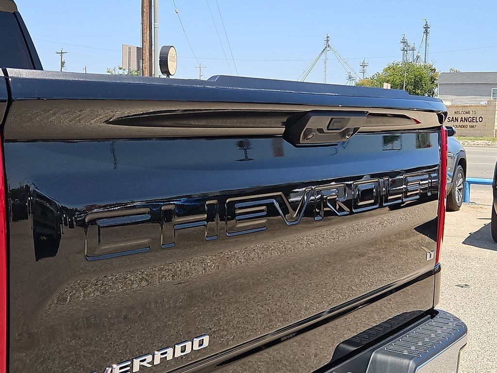 Thumbnail: 2026 Chevrolet Silverado 1500 - 7