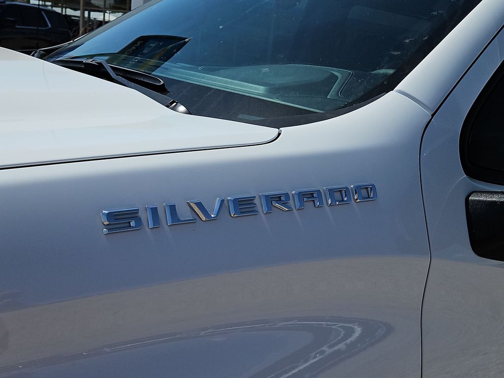 Thumbnail: 2026 Chevrolet Silverado 1500 - 7