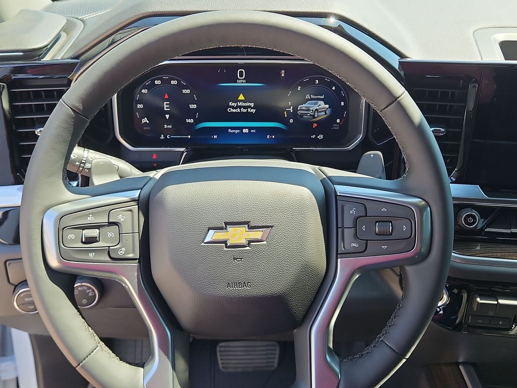 Thumbnail: 2026 Chevrolet Silverado 1500 - 9