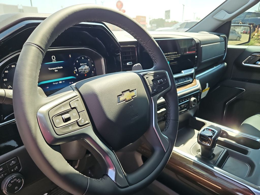 Thumbnail: 2026 Chevrolet Silverado 1500 - 2