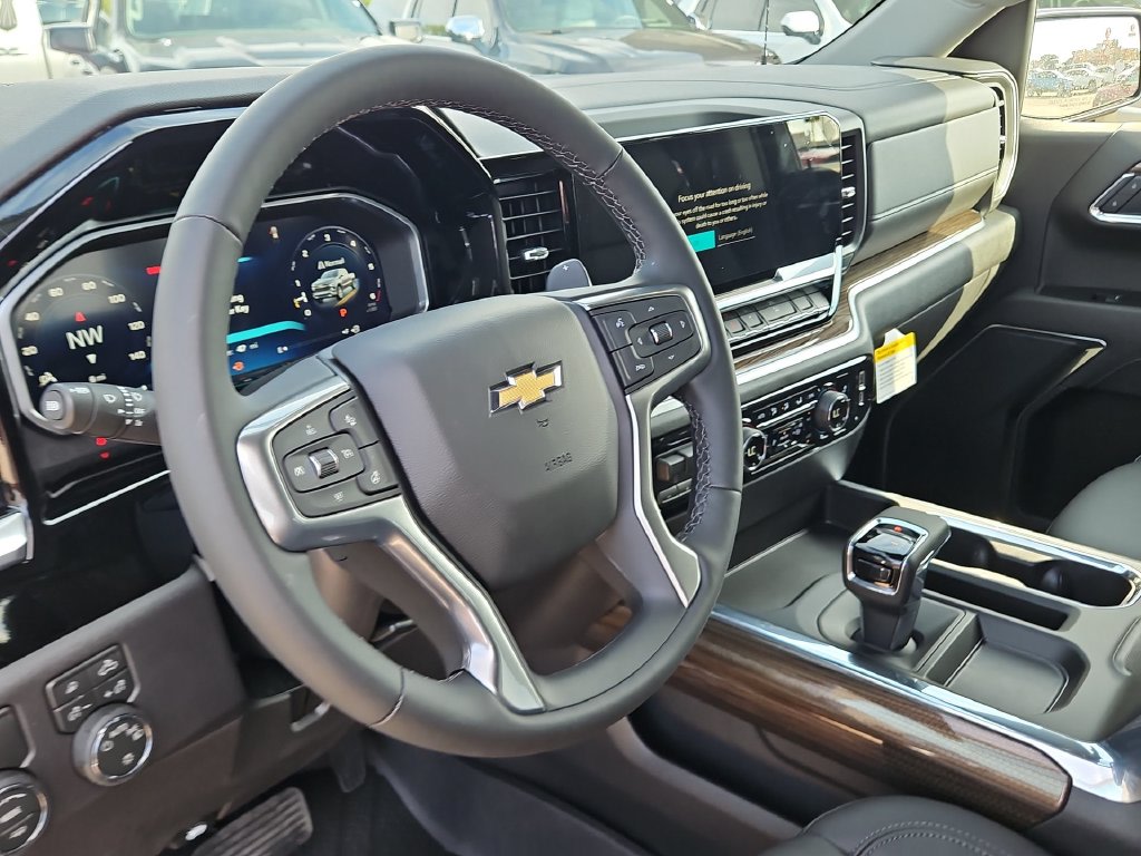 Thumbnail: 2026 Chevrolet Silverado 1500 - 2