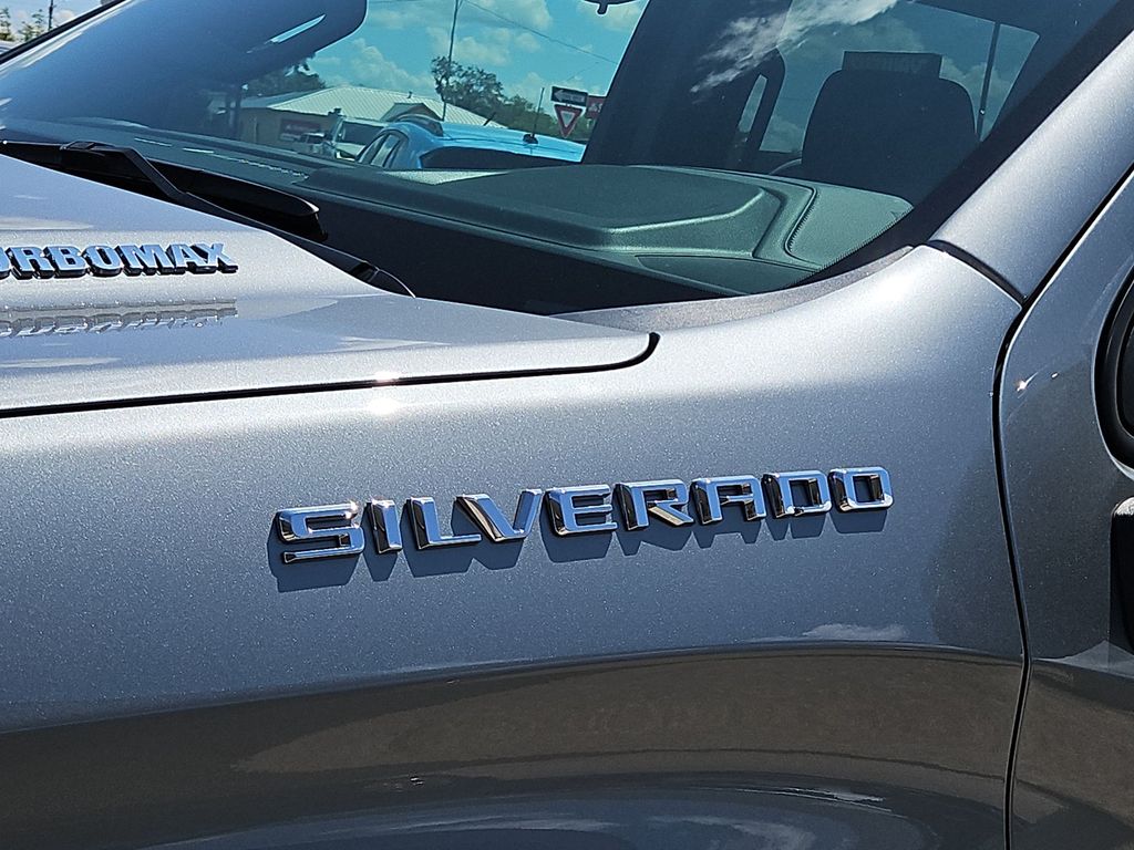 Thumbnail: 2026 Chevrolet Silverado 1500 - 7
