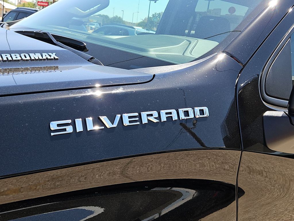 Thumbnail: 2026 Chevrolet Silverado 1500 - 7