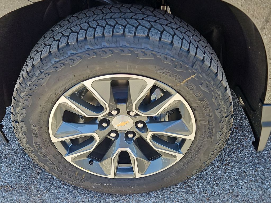 Thumbnail: 2026 Chevrolet Silverado 1500 - 8