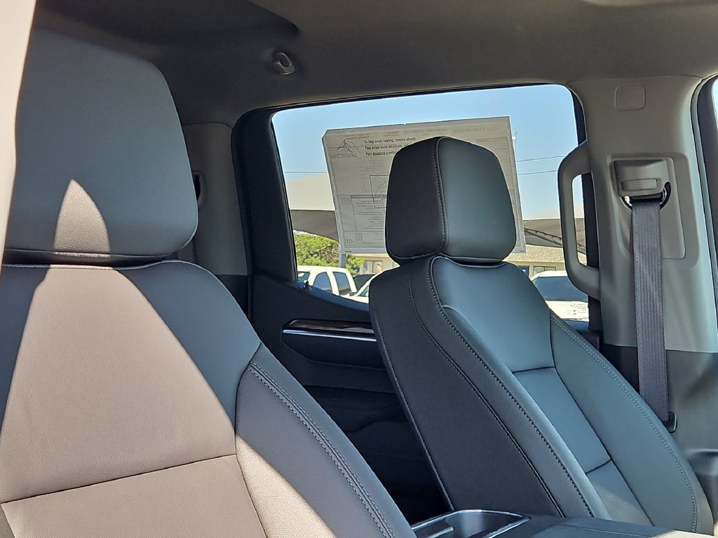 Thumbnail: 2026 Chevrolet Silverado 1500 - 23