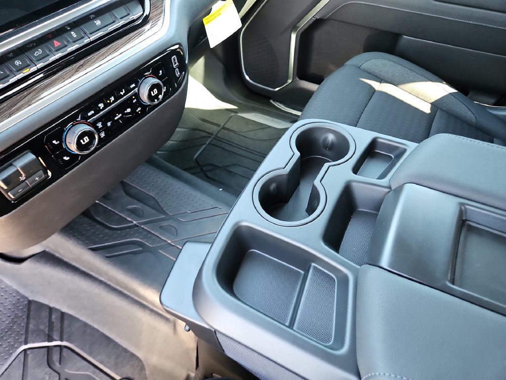 Thumbnail: 2026 Chevrolet Silverado 1500 - 8