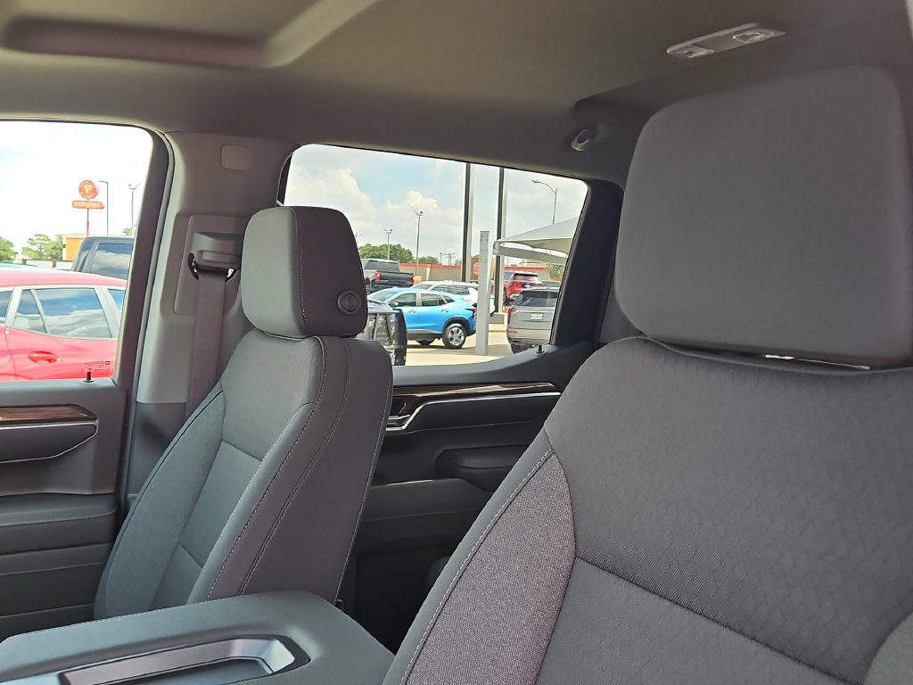 Thumbnail: 2026 Chevrolet Silverado 1500 - 10