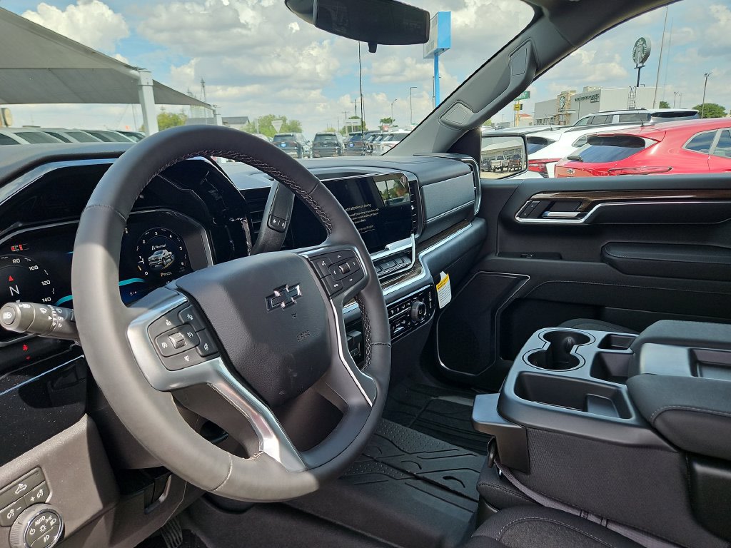 Thumbnail: 2026 Chevrolet Silverado 1500 - 2