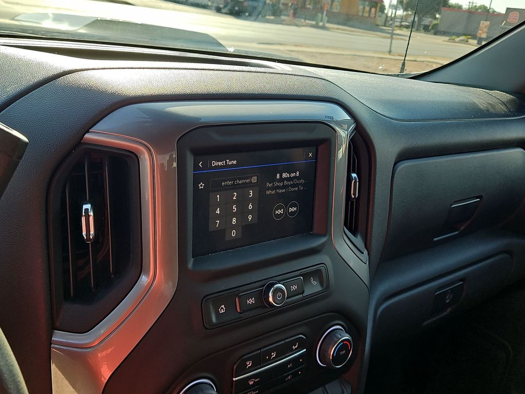 Thumbnail: 2022 Chevrolet Silverado 1500 - 24