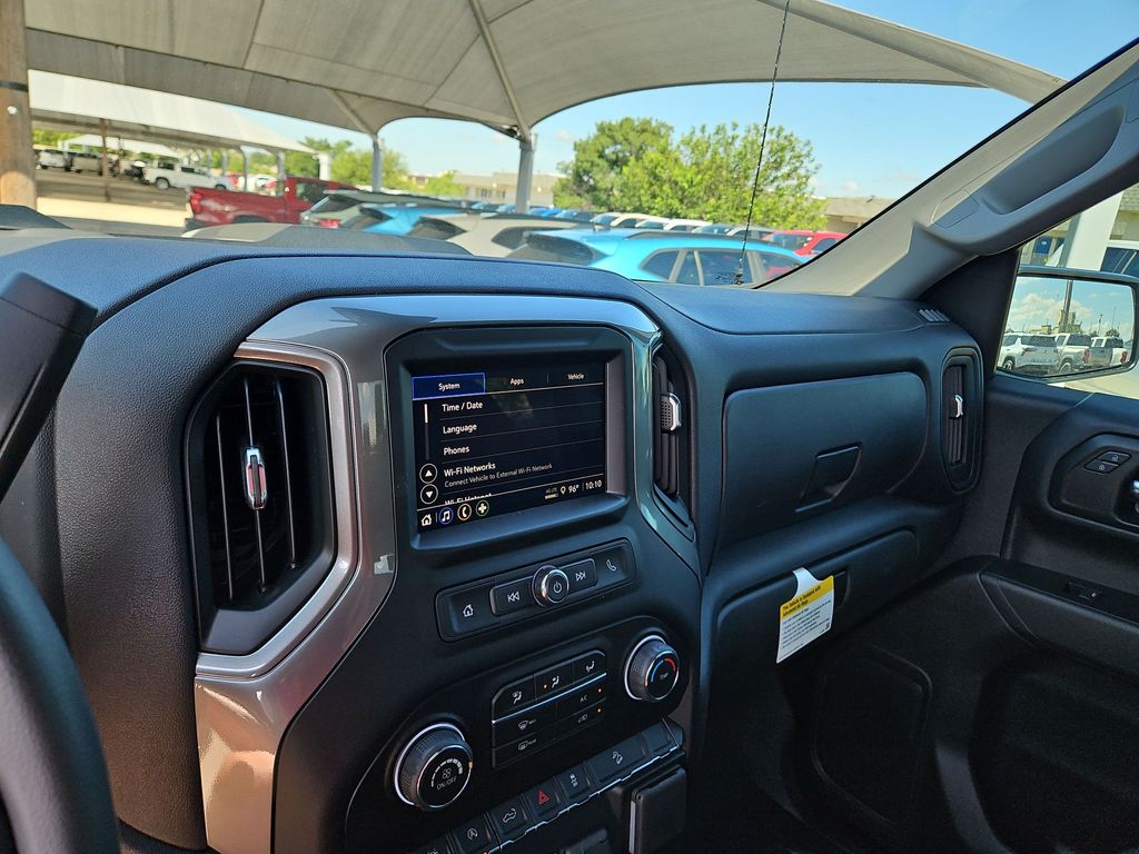 Thumbnail: 2026 Chevrolet Silverado 1500 - 25